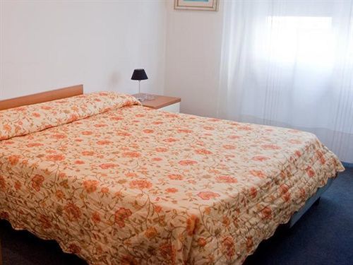 Santin Hotel